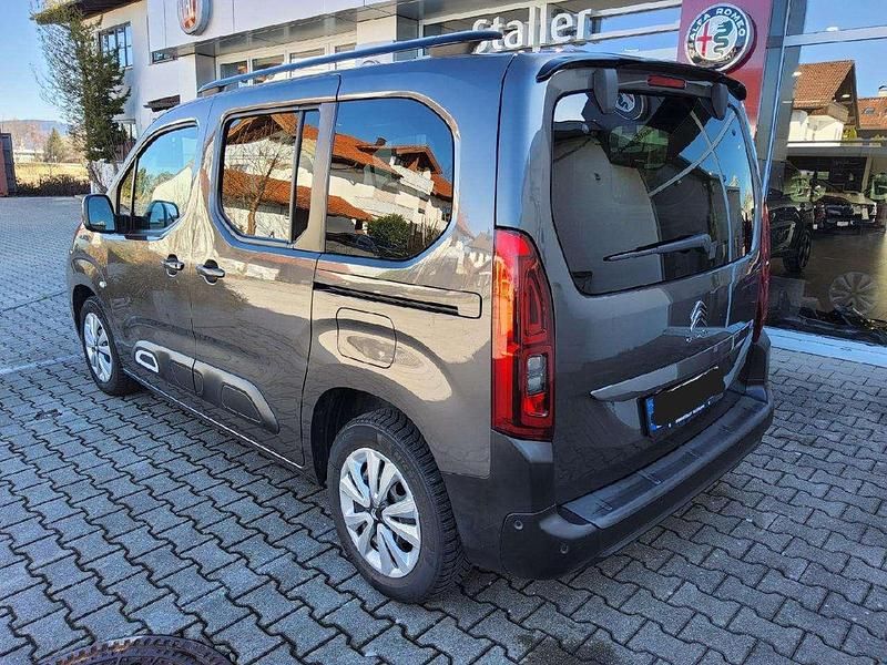 Gebraucht Citroën Berlingo PureTech 131 PS (96 kW) 2021 Platinium grau Van / Kleinbus