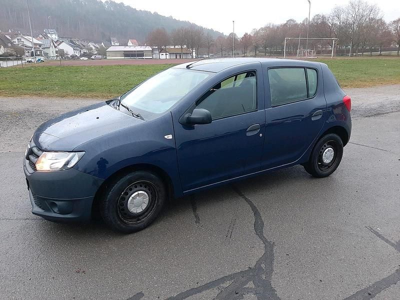 Gebraucht Dacia Sandero 75 PS (55 kW) 2015 Blau Limousine