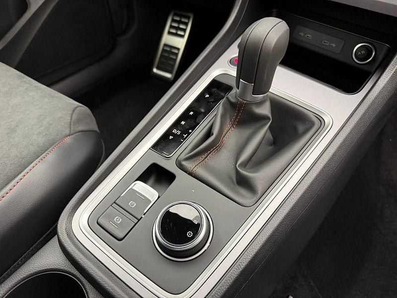 Neu Seat Ateca Black Edition 150 PS (110 kW) 2026 Weiß SUV