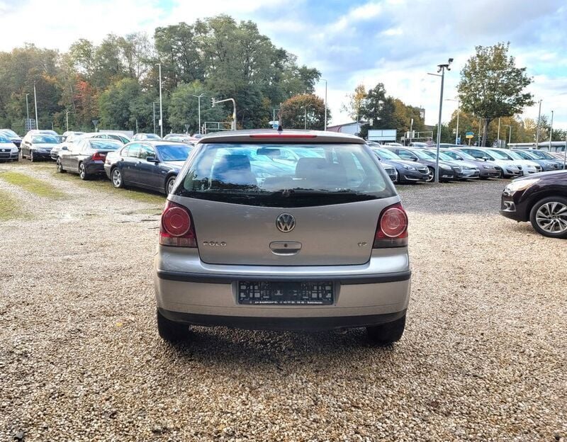 Gebraucht VW Polo Trendline 69 PS (50 kW) 2009 Silverbird metallic Kleinwagen