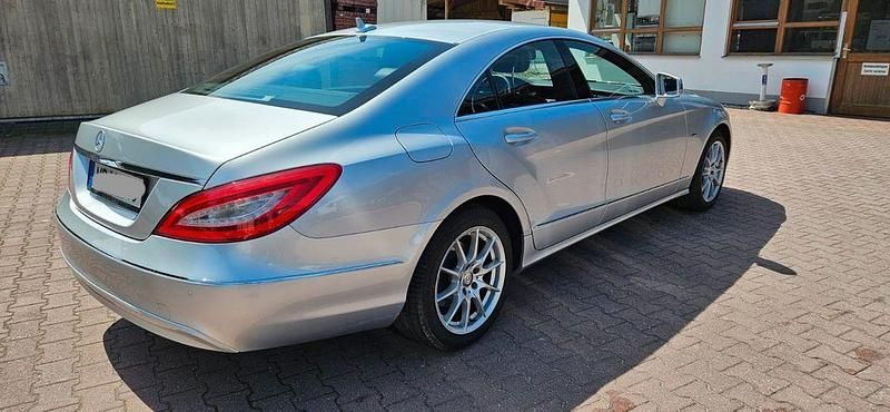 Gebraucht Mercedes CLS350 306 PS (225 kW) 2011 Silber Limousine