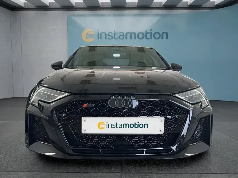 Neu Audi RS3 400 PS (294 kW) 2025 Schwarz Limousine
