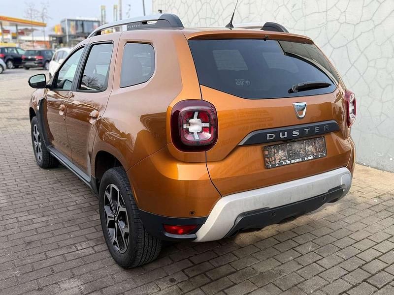 Gebraucht Dacia Duster Prestige 125 PS (91 kW) 2018 Atacamaorange SUV