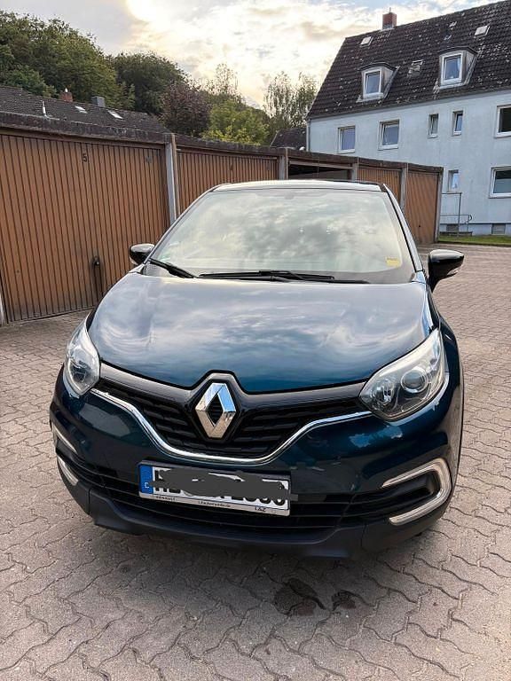 Grün Gebraucht 2018 Renault Captur LIMITED SUV | 9.950 € (Fairer Preis) - Bild 1/4