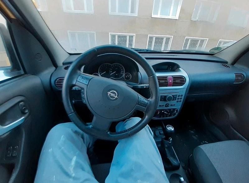 Gebraucht Opel Combo 94 PS (69 kW) 2006 Van / Kleinbus