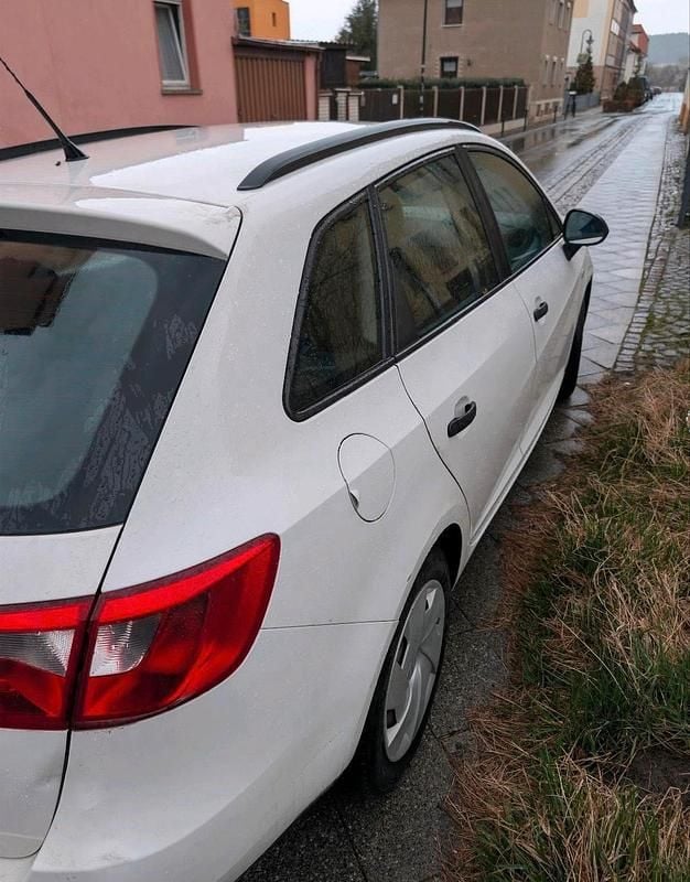 Gebraucht Seat Ibiza ST 75 PS (55 kW) 2011 Weiß Kombi