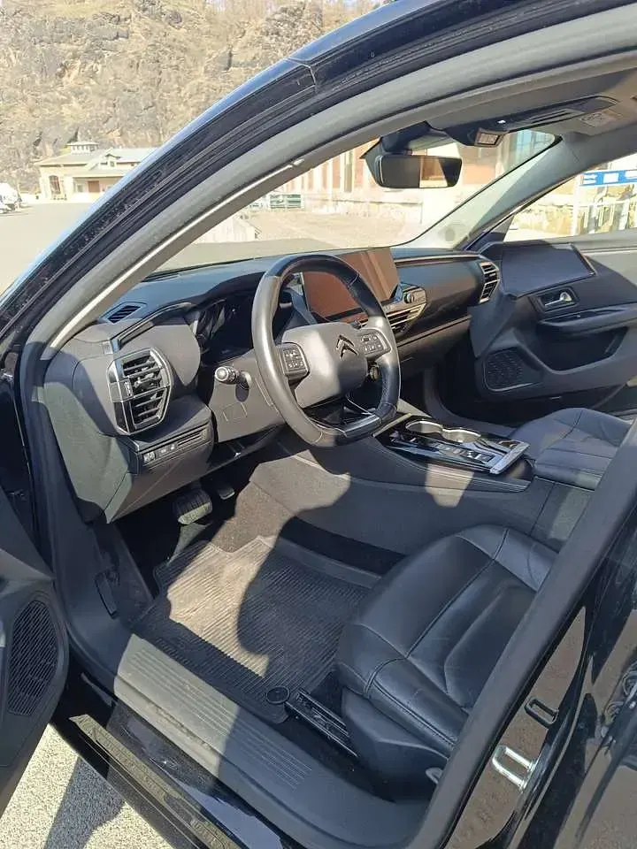 Gebraucht Citroën C5 X PureTech 181 PS (133 kW) 2022 Schwarz Kombi