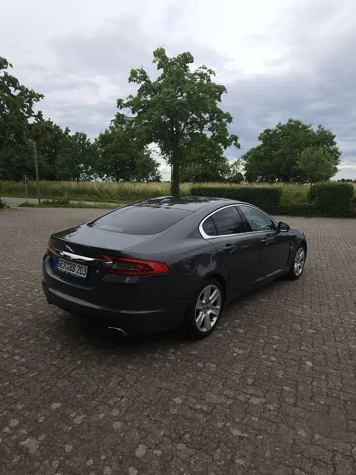 Gebraucht Jaguar XF S 275 PS (202 kW) 2009 Grau Limousine