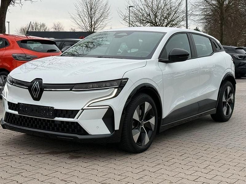 Gebraucht Renault Megane E-Tech Equilibre 96 kW (131 PS) 2022 Weiß Limousine