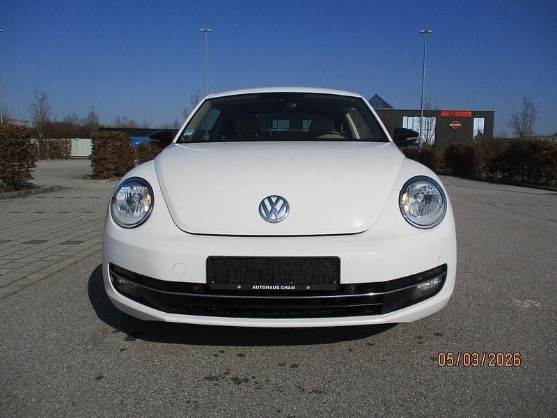 Gebraucht VW Beetle Sport 200 PS (147 kW) 2012 Candyweiss Kleinwagen