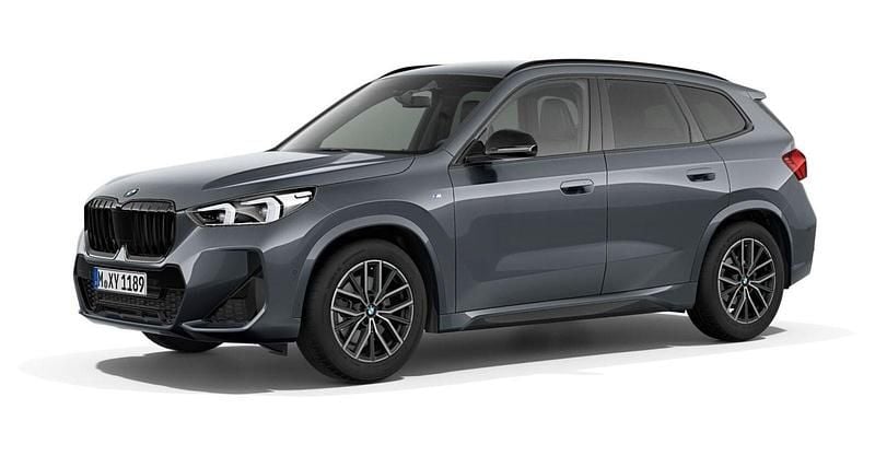 Grau Gebraucht 2023 BMW X1 Luxury Line SUV | 42.980 € (Fairer Preis) - Bild 1/4