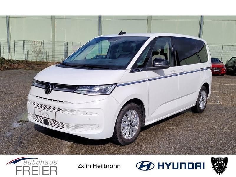 Weiß Gebraucht 2023 VW T7 Style Van | 54.599 € (Etwas zu teuer) - Bild 1/4