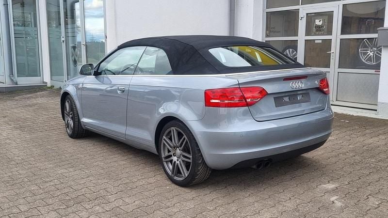 Gebraucht Audi A3 Cabriolet S-Line 160 PS (117 kW) 2011 Grau Cabrio
