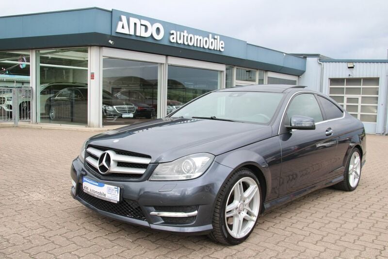 Grau Gebraucht 2013 Mercedes C350 AMG line Coupé | 12.900 € (Superpreis) - Bild 1/4