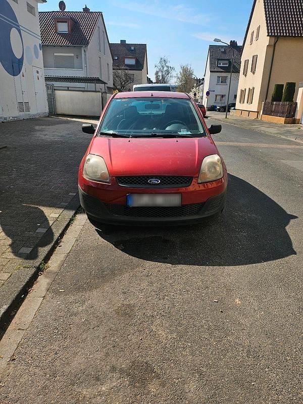 Gebraucht Ford Fiesta 75 PS (55 kW) 2005 Rot Kleinwagen