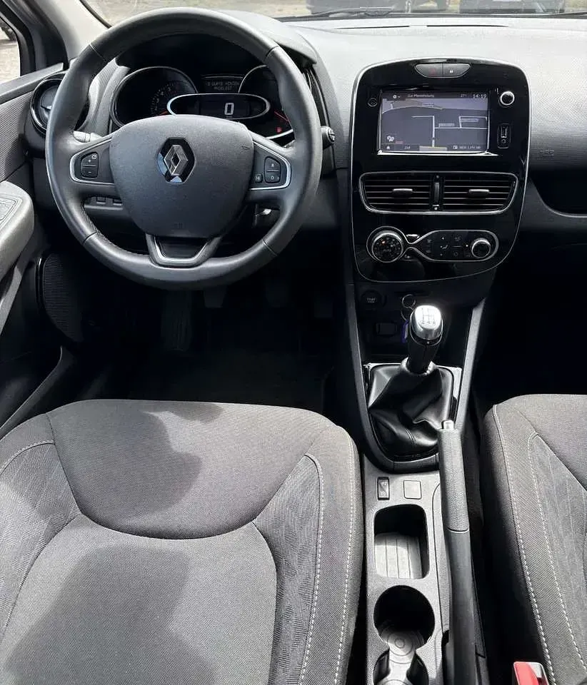 Gebraucht Renault Clio IV LIMITED 90 PS (66 kW) 2018 Silber Kleinwagen