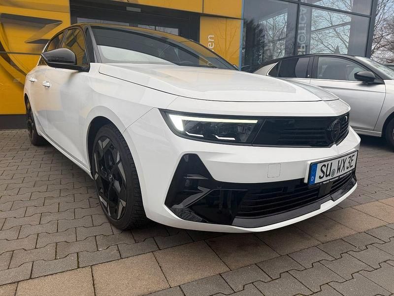 Gebraucht Opel Astra GSe 224 PS (164 kW) 2022 Weiß Limousine