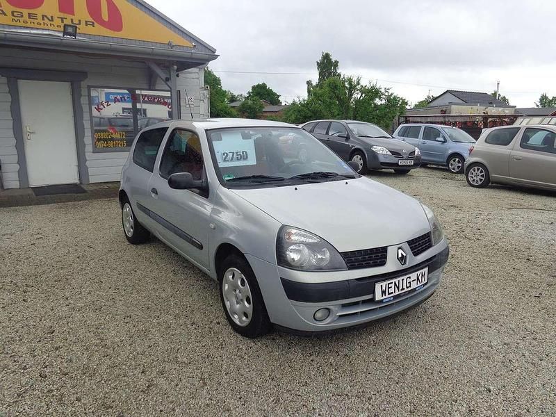Gebraucht Renault Clio II Authentique 75 PS (55 kW) 2004 Grau Kleinwagen