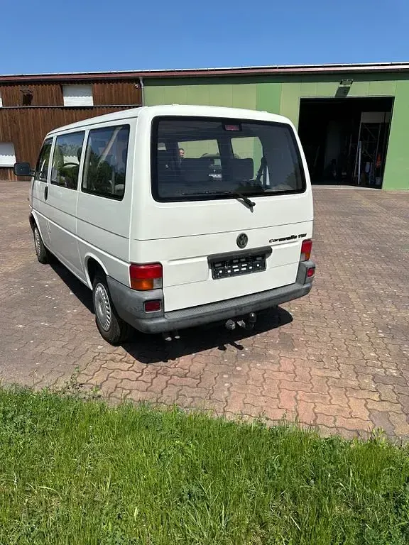 Gebraucht VW T4 102 PS (75 kW) 1999 Weiß Van
