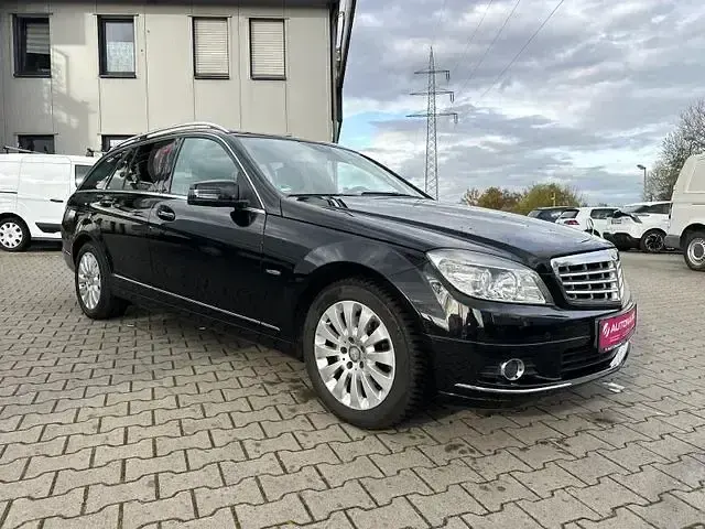Gebraucht Mercedes C200 Elegance 184 PS (135 kW) 2010 Schwarz Kombi