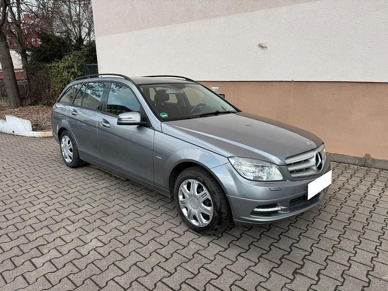Gebraucht Mercedes C220 170 PS (125 kW) 2010 Silber Kombi