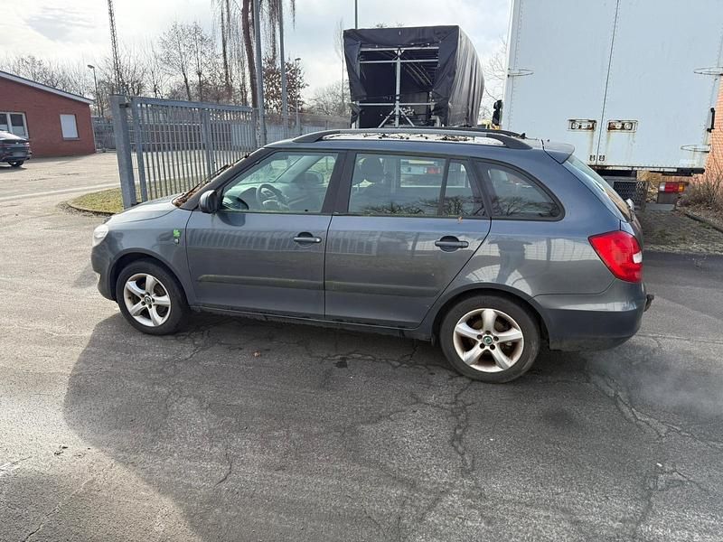 Gebraucht Skoda Fabia GreenLine 75 PS (55 kW) 2012 Grau Kombi