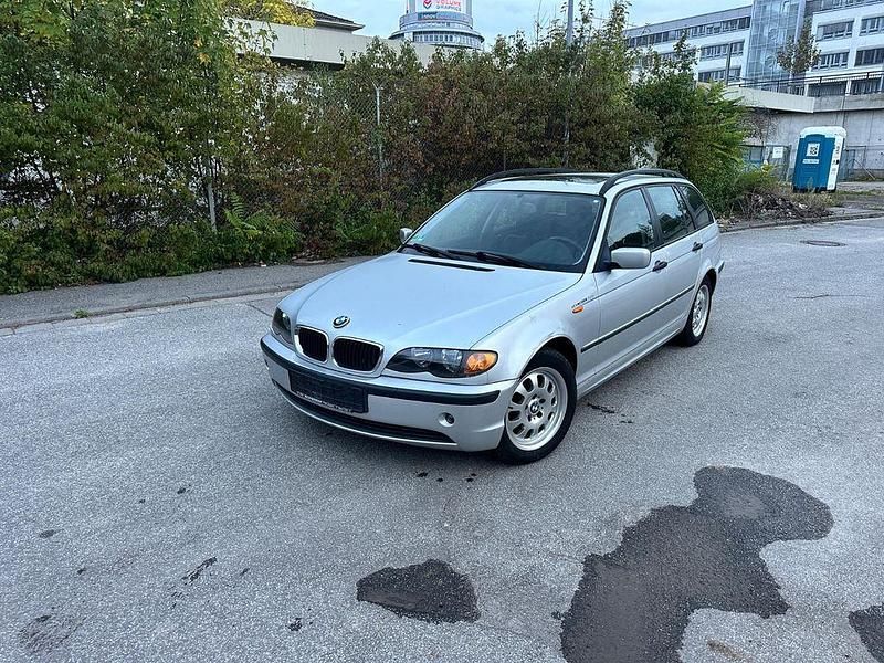 Gebraucht BMW 318 143 PS (105 kW) 2004 Silber Kombi