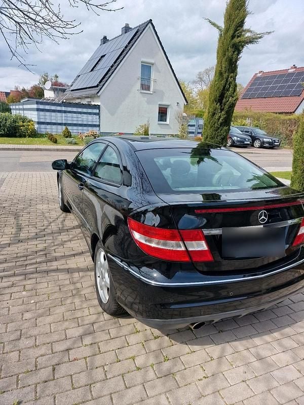 Gebraucht Mercedes CLC200 184 PS (135 kW) 2009 Schwarz Kleinwagen