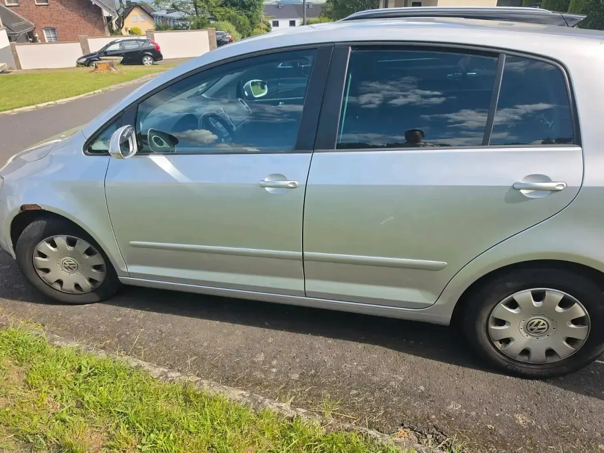 Gebraucht VW Golf IV 101 PS (74 kW) 2005 Kombi