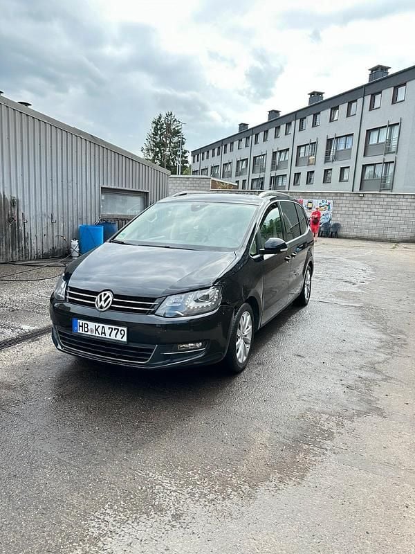 Gebraucht VW Sharan 140 PS (102 kW) 2013 Schwarz Van / Kleinbus