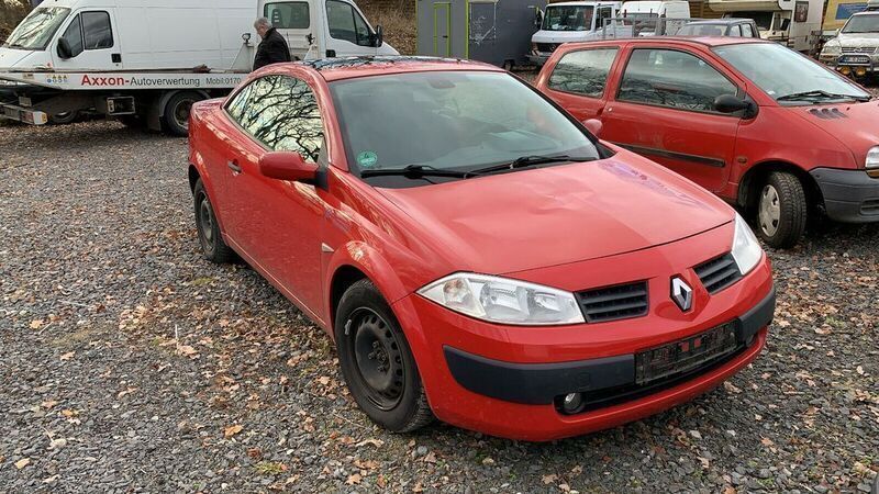 Gebraucht Renault Mégane Cabriolet 113 PS (83 kW) 2005 Rot Cabrio