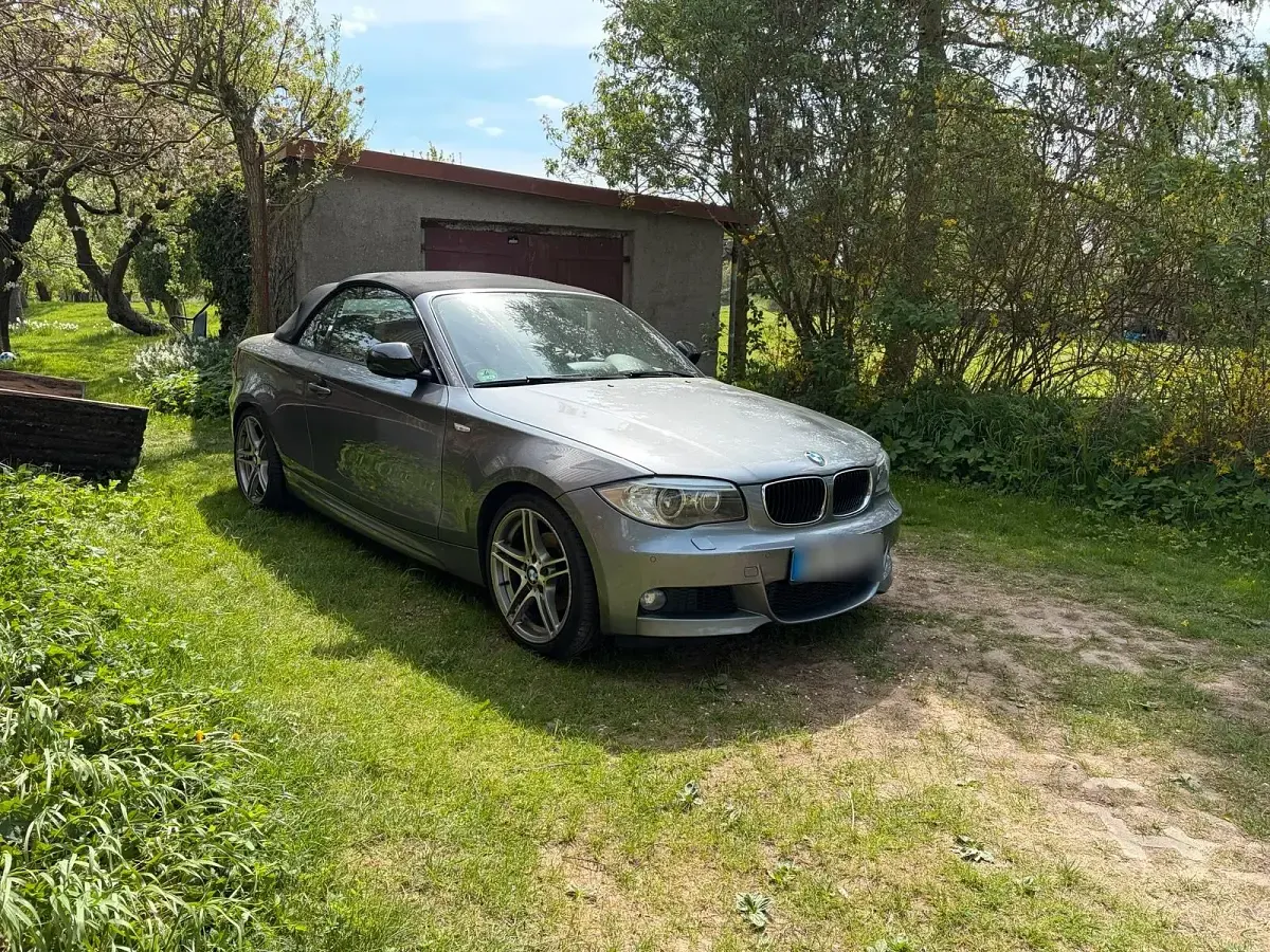Gebraucht BMW 125 Cabriolet M Sport 270 PS (198 kW) 2012 Silber Cabrio