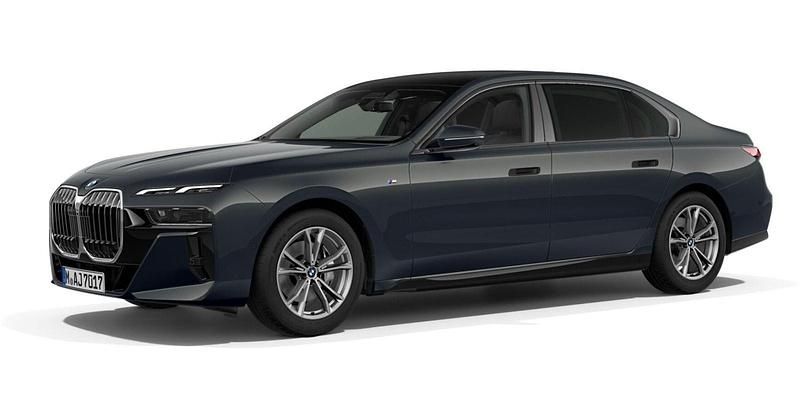 Grau Gebraucht 2024 BMW 740 Comfort Edition Limousine | 97.748 € - Bild 1/4