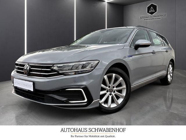Grau Gebraucht 2022 VW Passat GTE Kombi | 22.990 € (Superpreis) - Bild 1/4