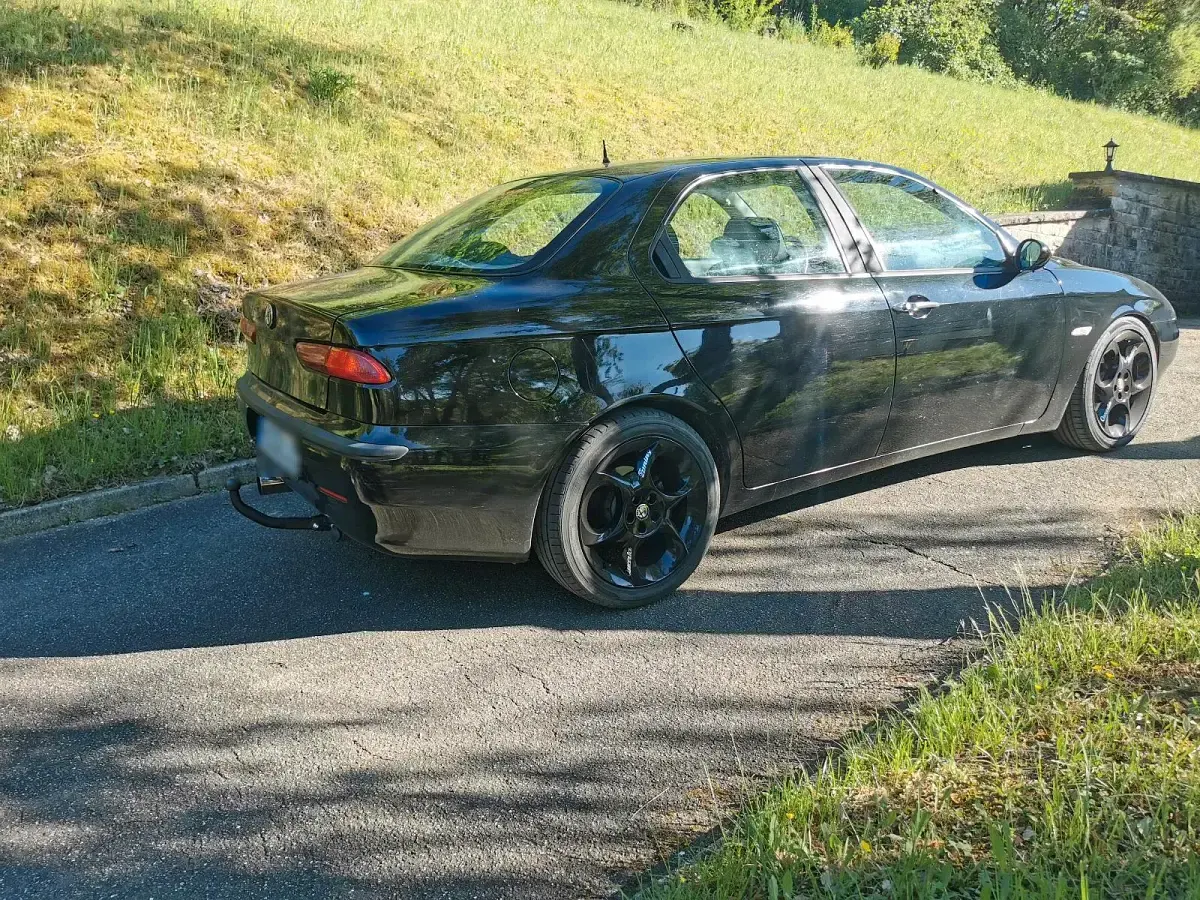 Gebraucht Alfa Romeo 156 192 PS (141 kW) 2000 Schwarz Limousine