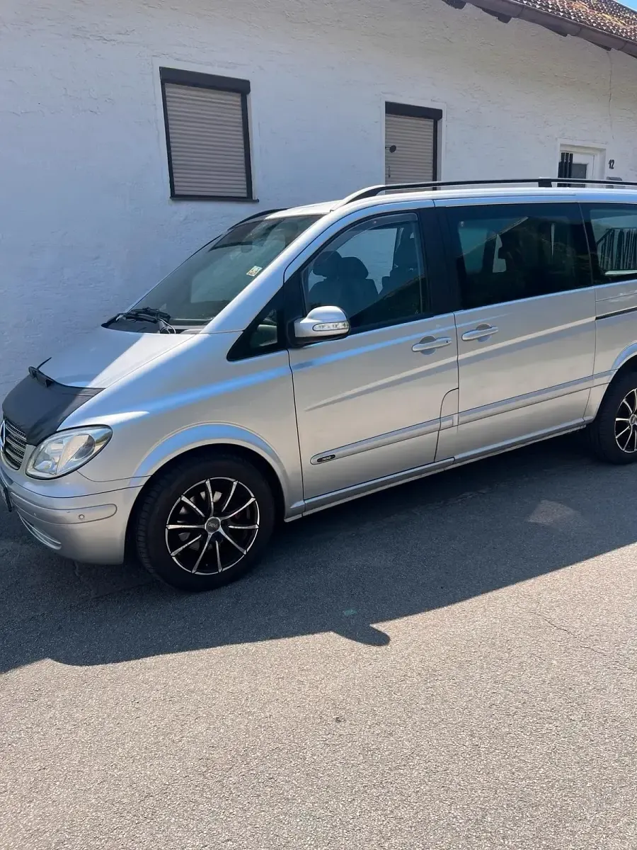 Gebraucht Mercedes Viano 150 PS (110 kW) 2005 Silber Van / Kleinbus