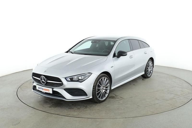 Gebraucht Mercedes CLA250e Shooting Brake AMG line 102 PS (75 kW) 2021 Silber Kombi