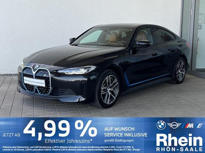 Black sapphire metallic Gebraucht 2022 BMW i4 Sport Line Limousine | 35.745 € (Guter Preis) - Bild 1/4