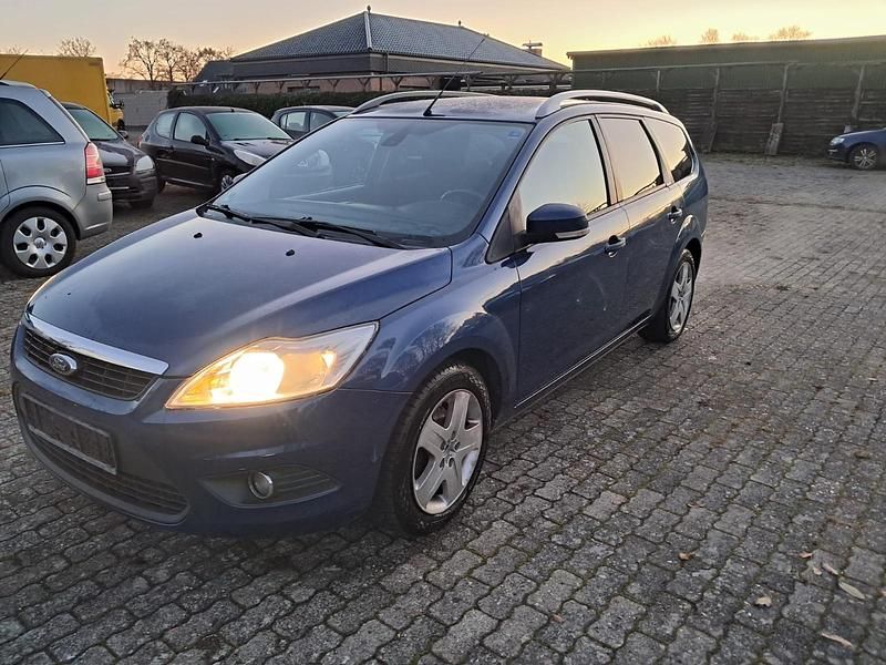 Usata Ford Focus 100 CV (73 kW) 2008 Blu Station wagon