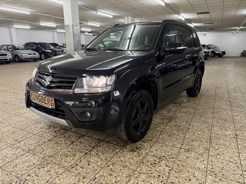 Gebraucht Suzuki Grand Vitara 129 PS (94 kW) 2013 Schwarz SUV