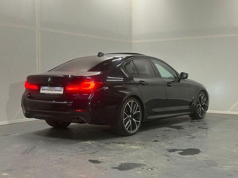 Gebraucht BMW 540 Executive 334 PS (245 kW) 2021 Schwarz Limousine
