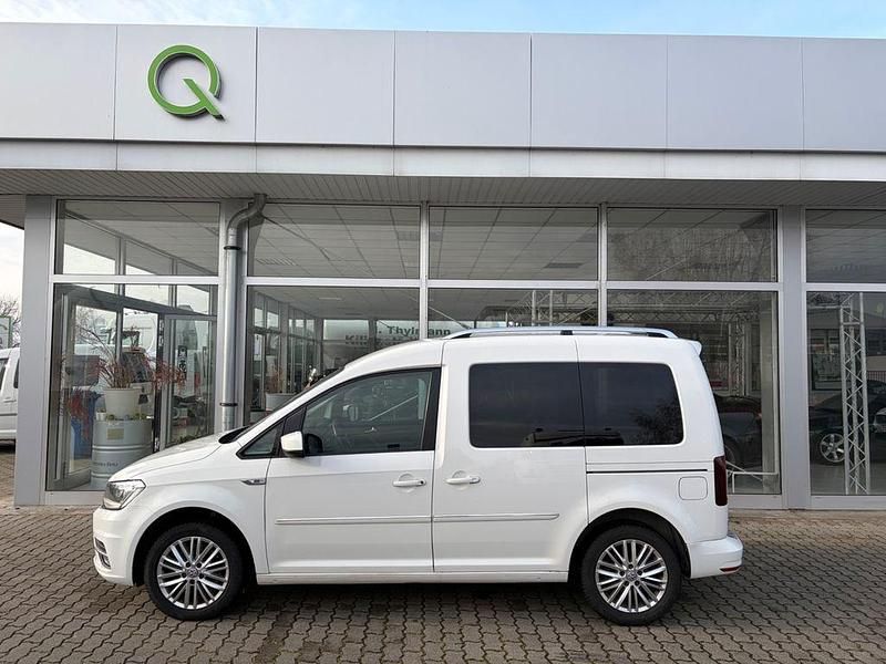 Weiß Gebraucht 2016 VW Caddy Highline Van / Kleinbus | 8.490 € (Fairer Preis) - Bild 1/4