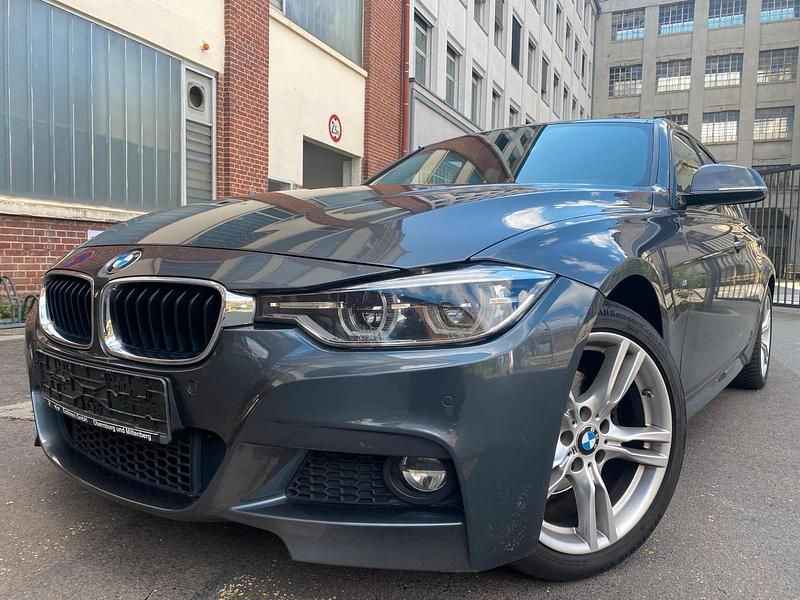Grau Gebraucht 2017 BMW 320 M Sport Limousine | 14.900 € (Guter Preis) - Bild 1/4