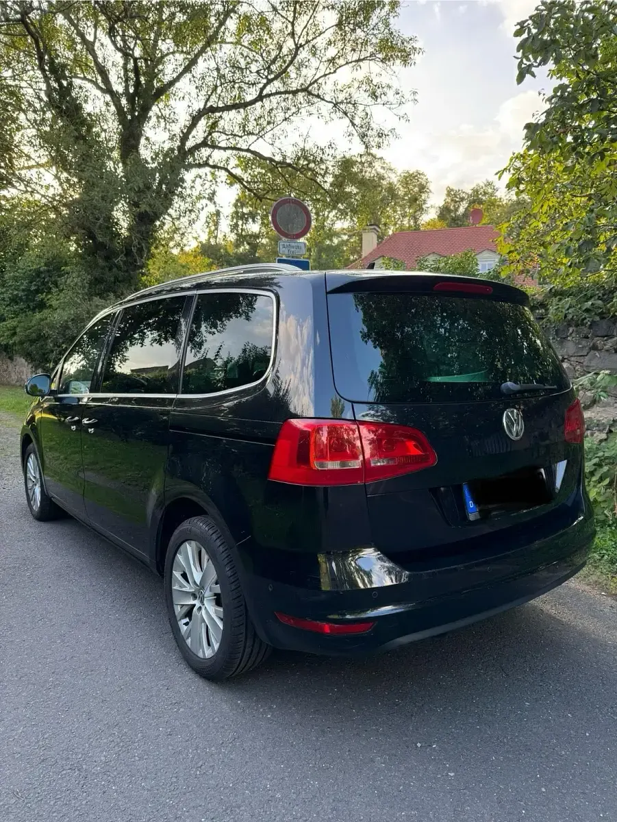 Gebraucht VW Sharan 140 PS (102 kW) 2013 Schwarz Van / Kleinbus