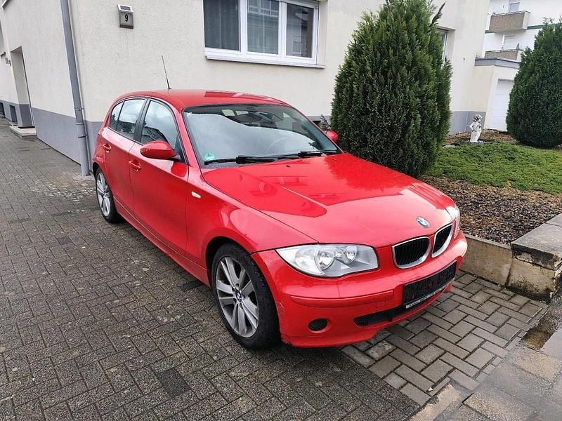 Gebraucht BMW 120 163 PS (119 kW) 2005 Rot Kleinwagen