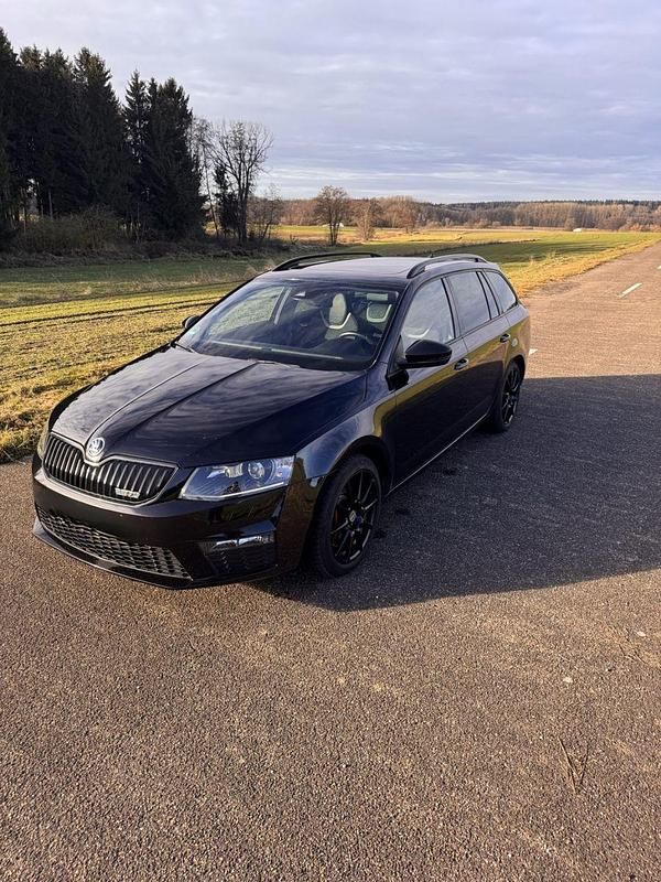 Gebraucht Skoda Octavia RS 184 PS (135 kW) 2015 Schwarz Kleinwagen