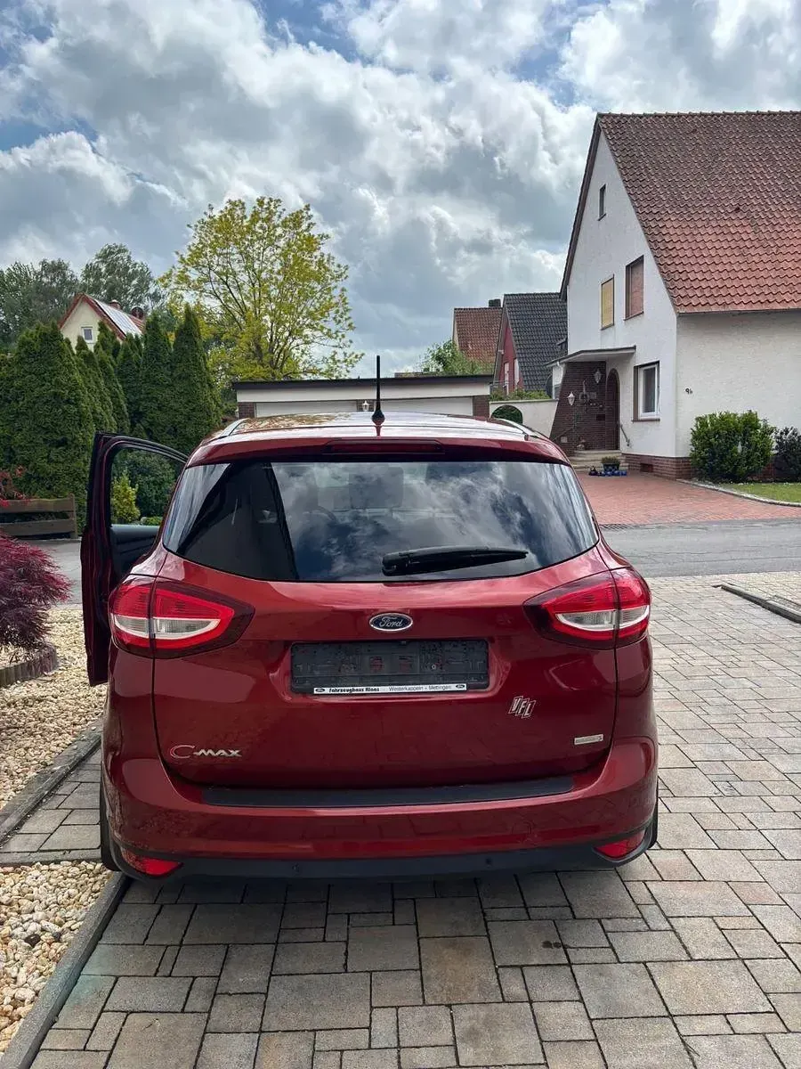 Używany Ford C-MAX 150 KM (110 kW) 2017 Czarny Minivan