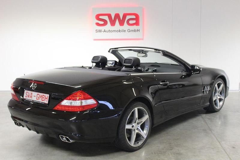 Gebraucht Mercedes SL350 AMG 315 PS (231 kW) 2011 Schwarz Cabrio