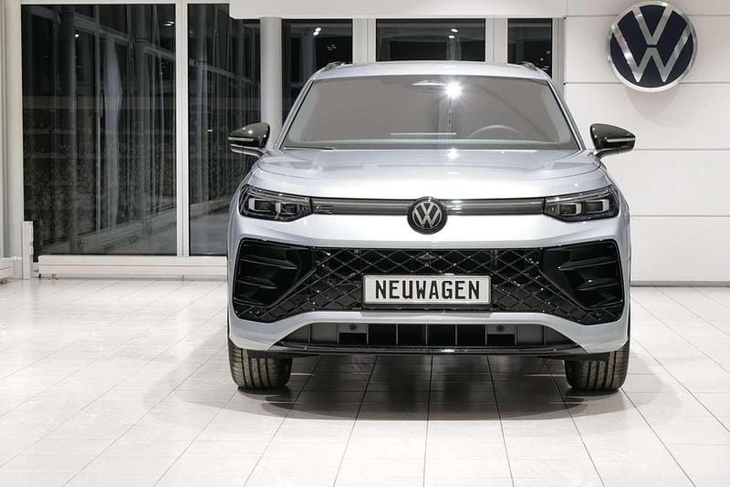 Neu VW Tayron R-line 272 PS (200 kW) 2025 Silber SUV