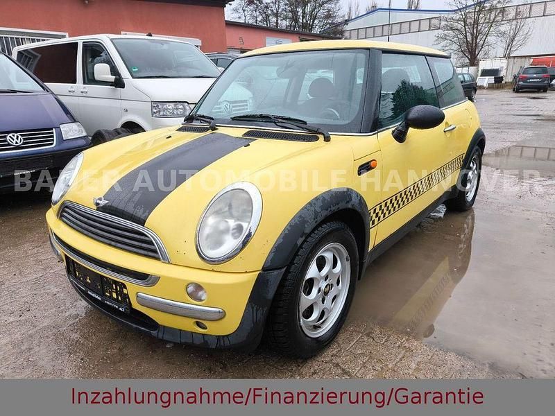 Second-hand Mini ONE 90 CP (66 kW) 2002 Galben Hatchback